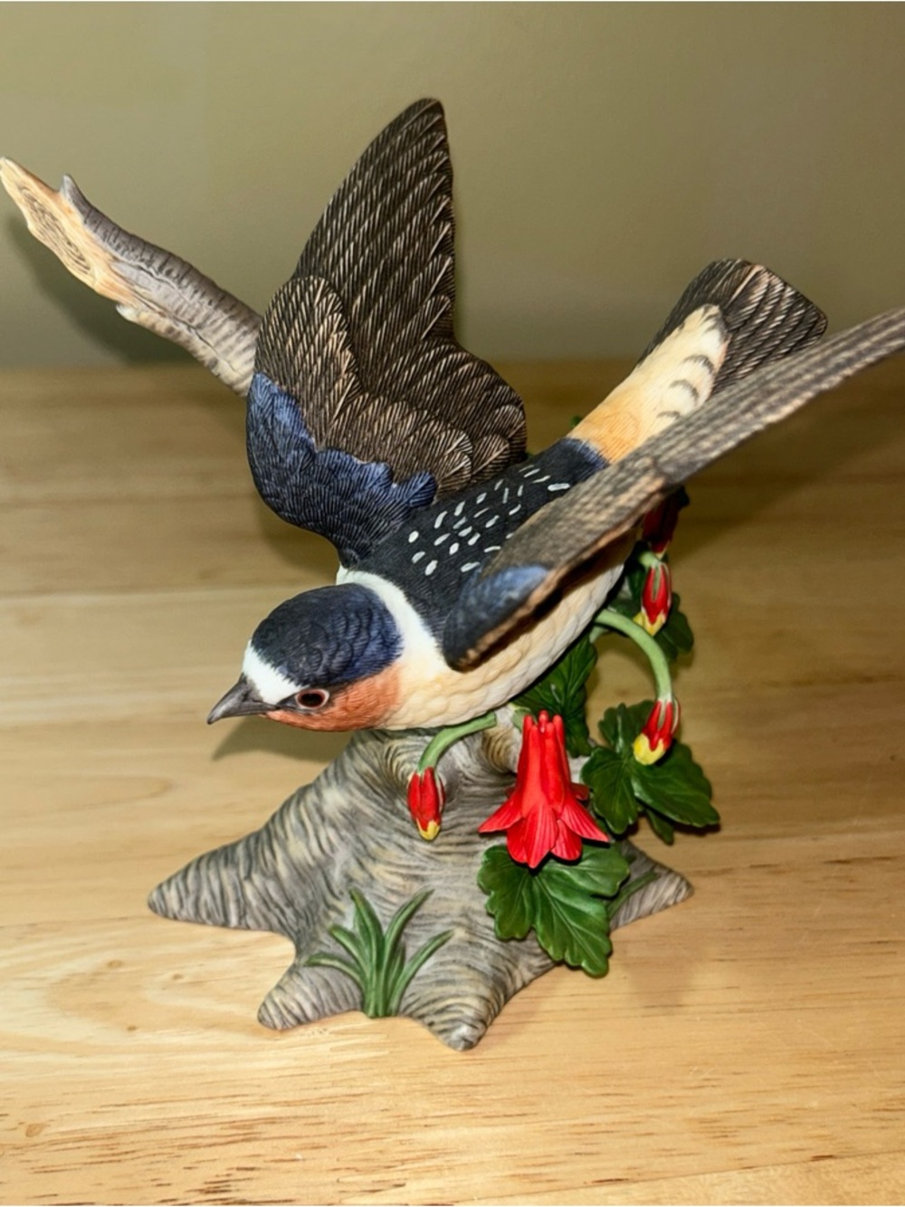 Lenox CLIFF SWALLOW Porcelain Bird Figurine 2000 Colorful Flowers - Picture 4 of 11